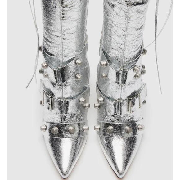 Steve Madden Fink Silver Boots - Picture 6 of 8